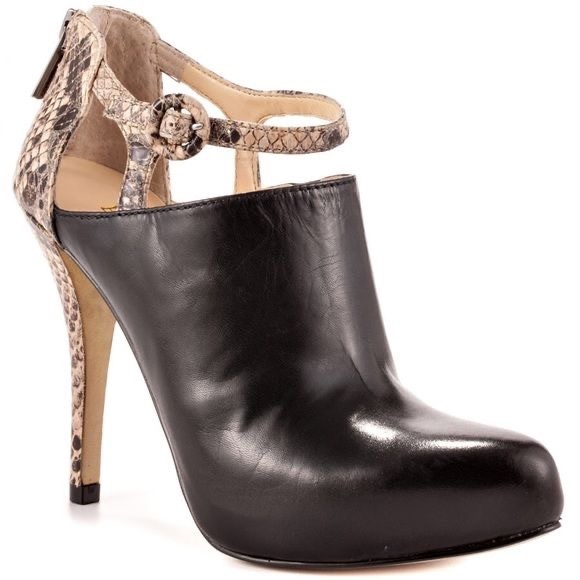 Enzo Angiolini - Yours Only Booties - Picture 2 of 16